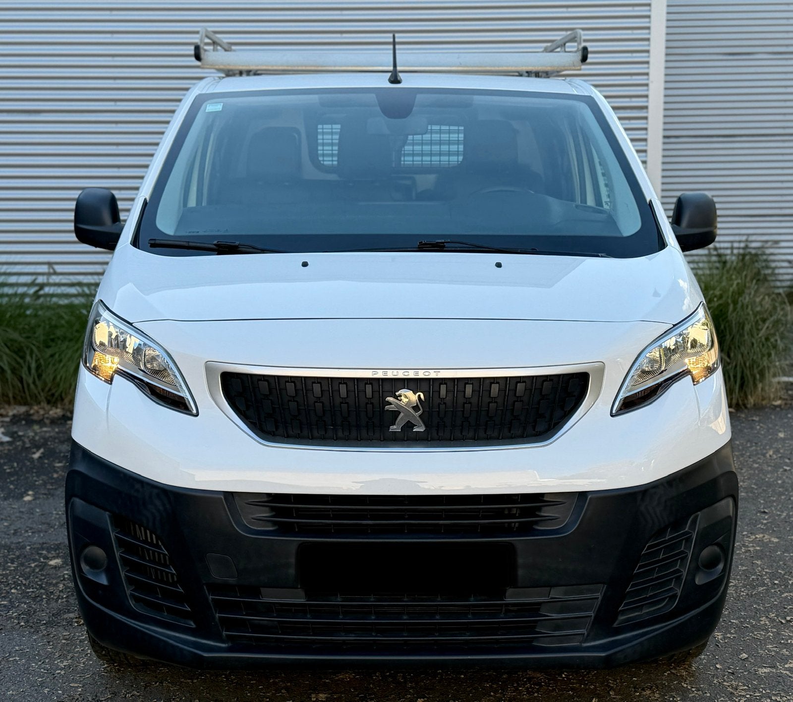 Peugeot Expert L2 / 3-zit / 2.0D - 120pk Euro6b / 63.000 kms, Stof, https://public.car-pass.be/vhr/9b48f062-a48a-4f62-aca9-7d97720f86eb