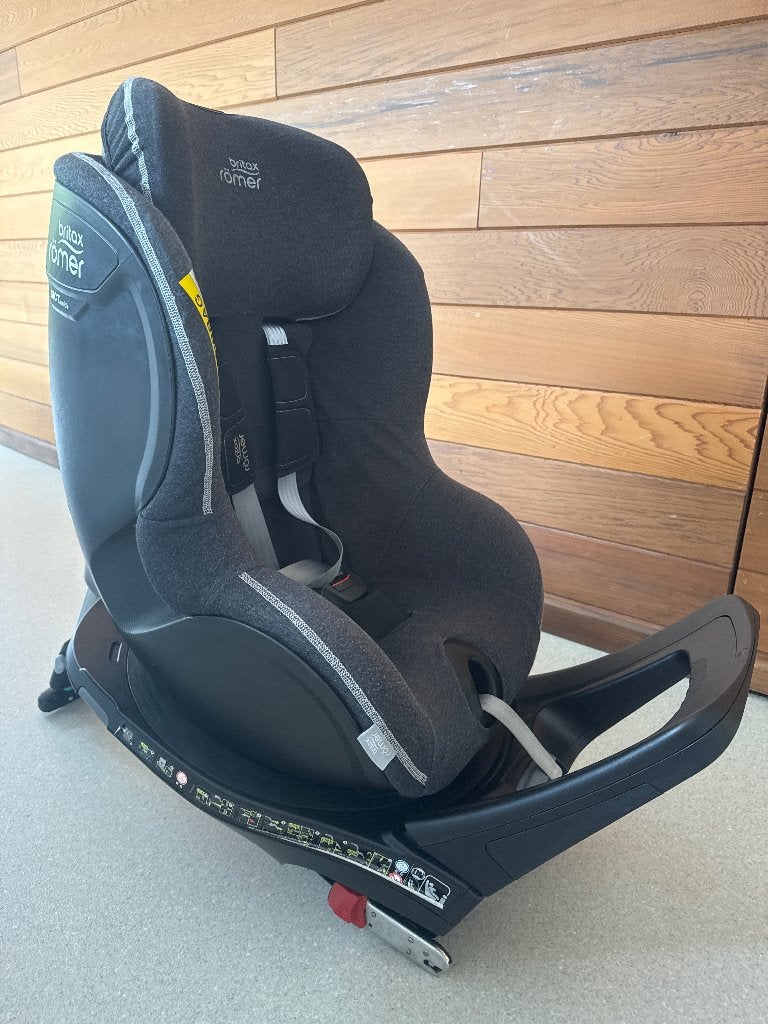 Britax Römer dualfix M I-Size, Verstelbare rugleuning, 0 t/m 18 kg, Zo goed als nieuw, Isofix