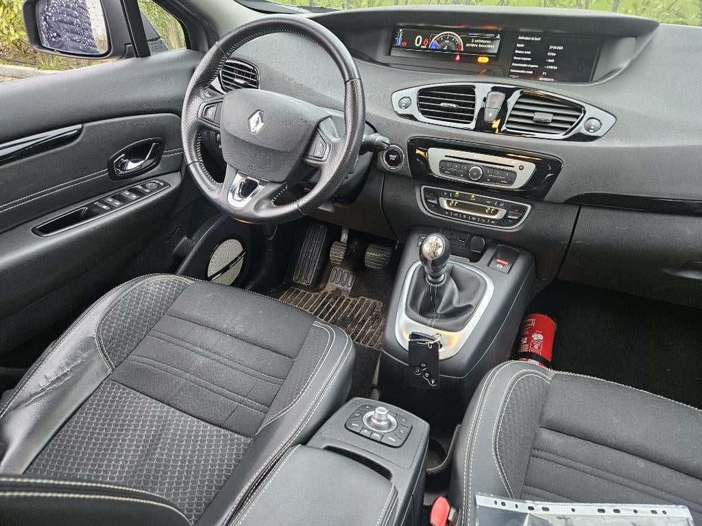 Renault Grand Scenic 1.6 dCiCT OK + CAR PASSEURO 6 B 7pl., Cuir, Argent ou Gris, Euro 6, Entreprise