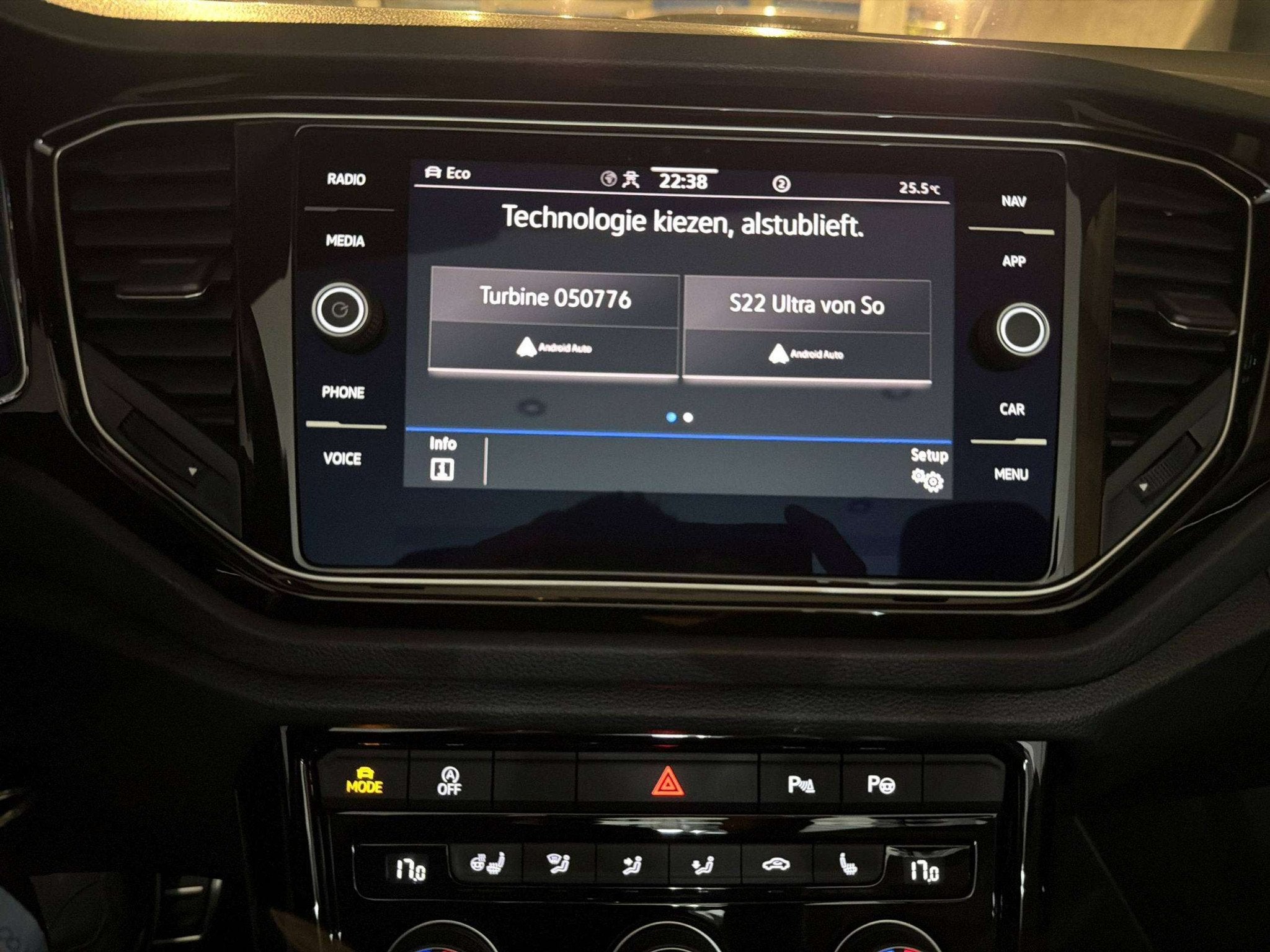 Volkswagen T-Roc CABRIO 3x R-LINE * NAVI * LED * CAM * BLACK, Auto's, 4 zetels, 4 cilinders, Cabriolet, Blauw