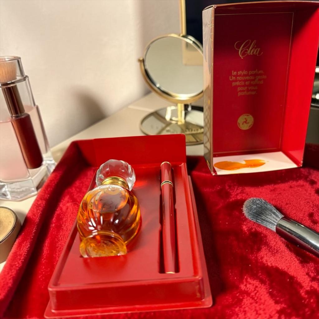 parfum vintage Cléa Yves Rocher avec applicateur de parfum, Envoi, Utilisé