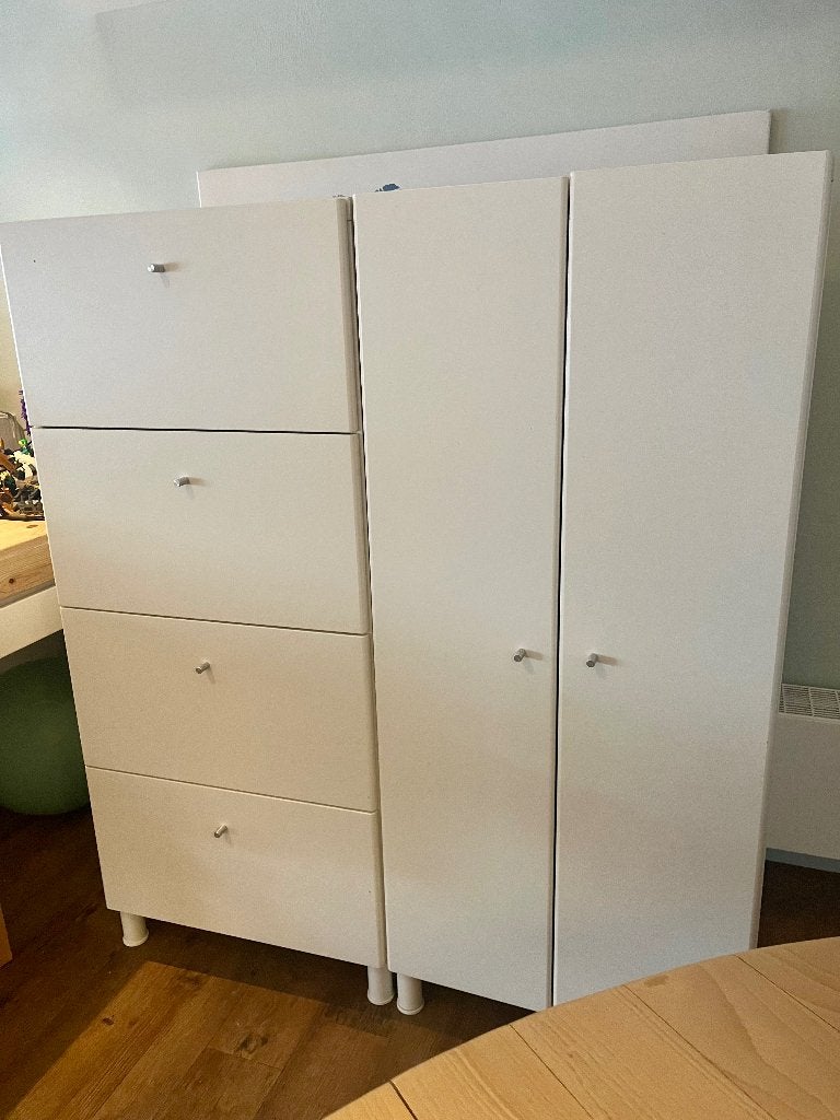 2 kleding kasten. Lade + hang, Huis en Inrichting, Ophalen, Gebruikt, 100 tot 150 cm, 100 tot 150 cm