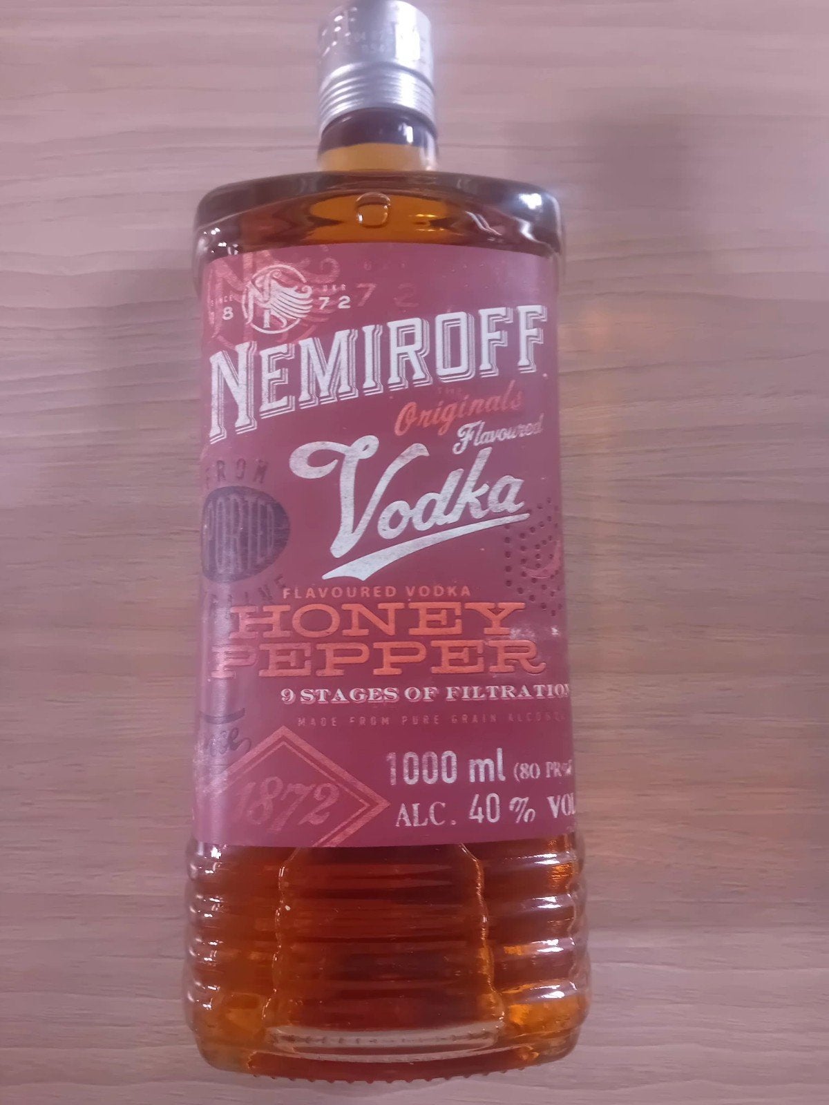 fles vodka met honing meniroff, Verzamelen, Ophalen of Verzenden, Nieuw