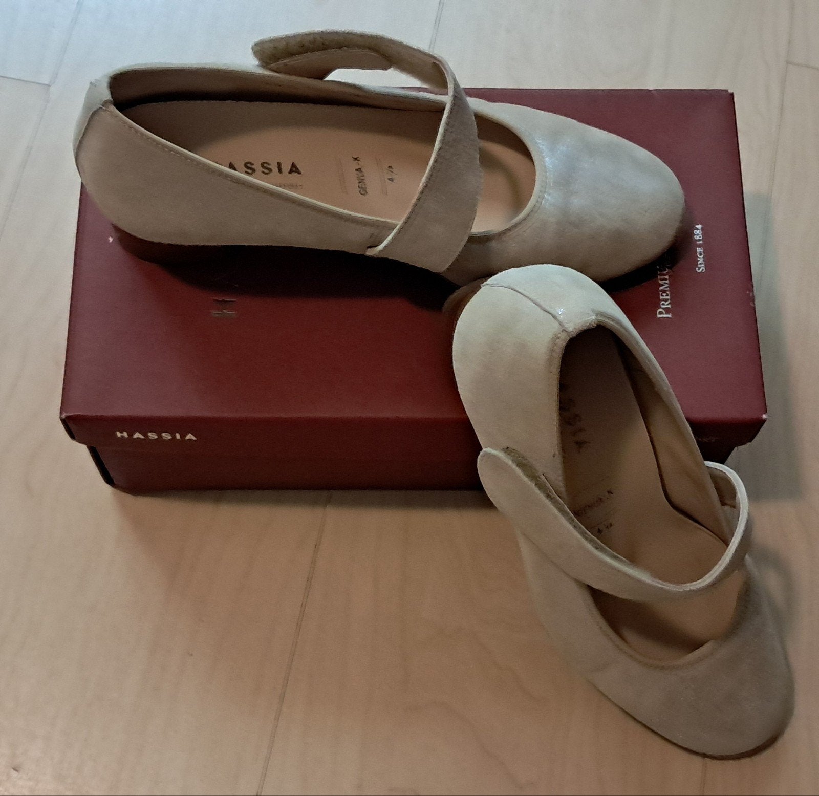 Hassia dames pumps maat 4,5 ( 38) met uitneembare zool., Ophalen, Beige, Pumps