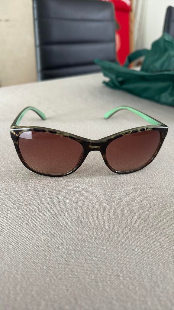 Lunettes de soleil tendance, Enlèvement, Comme neuf, Brun, Lunettes de soleil