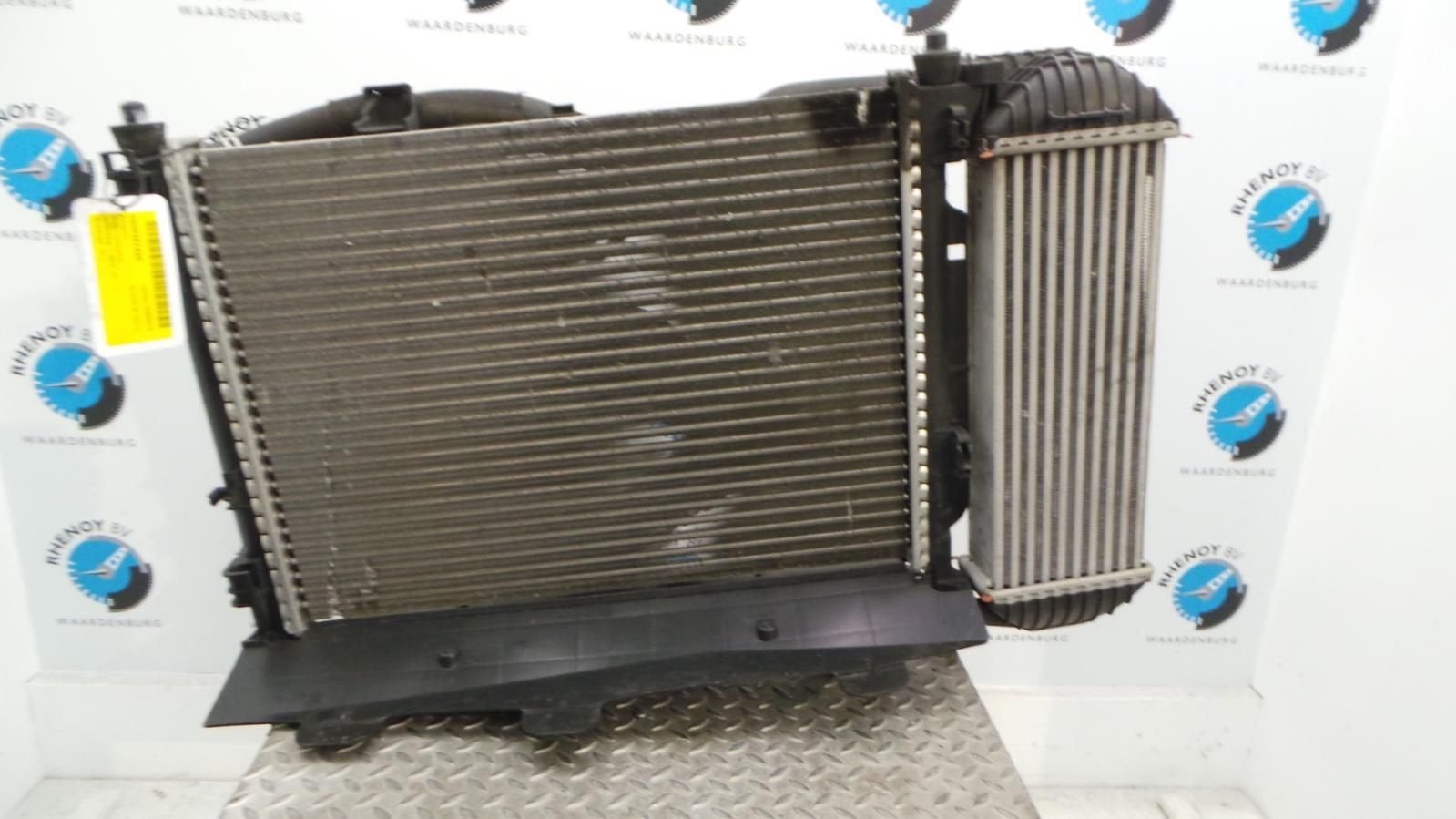 RENAULT KANGOO KOELERPAKKET 8200418327, 8550508335, 86600055, Auto-onderdelen, Ophalen of Verzenden, Gebruikt, ARN erkend