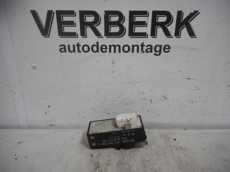 RELAIS KOELVENTILATOR Golf III (1H1) (357919506e), Gebruikt, Berliner Ring 2 38440 Wolfsburg, DE, Volkswagen, Volkswagen AG