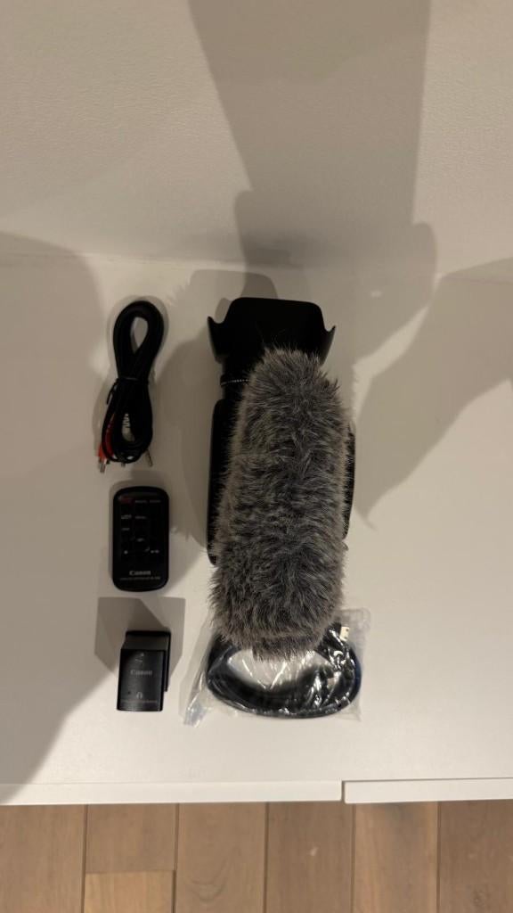 CANON LEGRIA HF G10 + DIRECT. STERIO MICROPHONE DM-100, Audio, Tv en Foto, Videocamera's Digitaal, Zo goed als nieuw, Camera, Canon