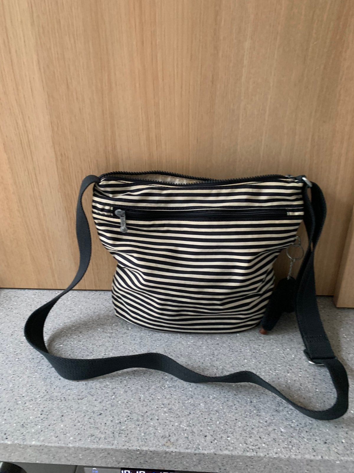 Kipling schoudertas, Handtassen en Accessoires, Tassen | Schoudertassen, Ophalen, Zo goed als nieuw, Blauw, Kipling