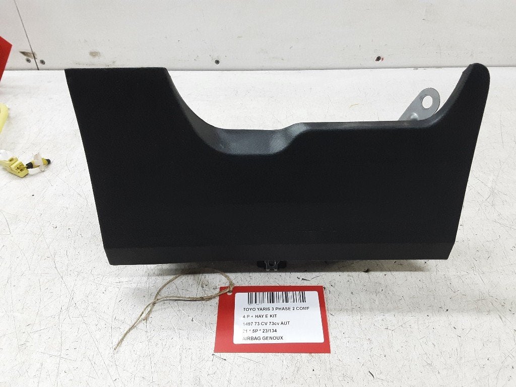 AIRBAG GENOUX Toyota Yaris III (P13) (TG10D01003), Mevr. I. Hauben, Toyota, Utilisé, Rue de l'Espoir 34 34
4030  GRIVEGNÉE, BE