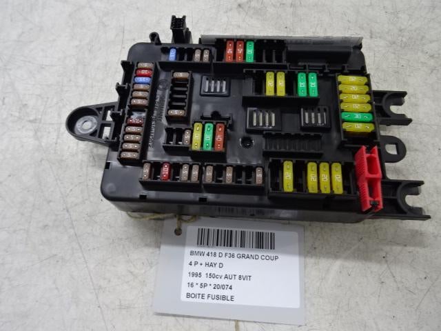 BOITIER FUSIBLES BMW 4 serie Gran Coupe (F36) (V8938907001), Utilisé, BMW