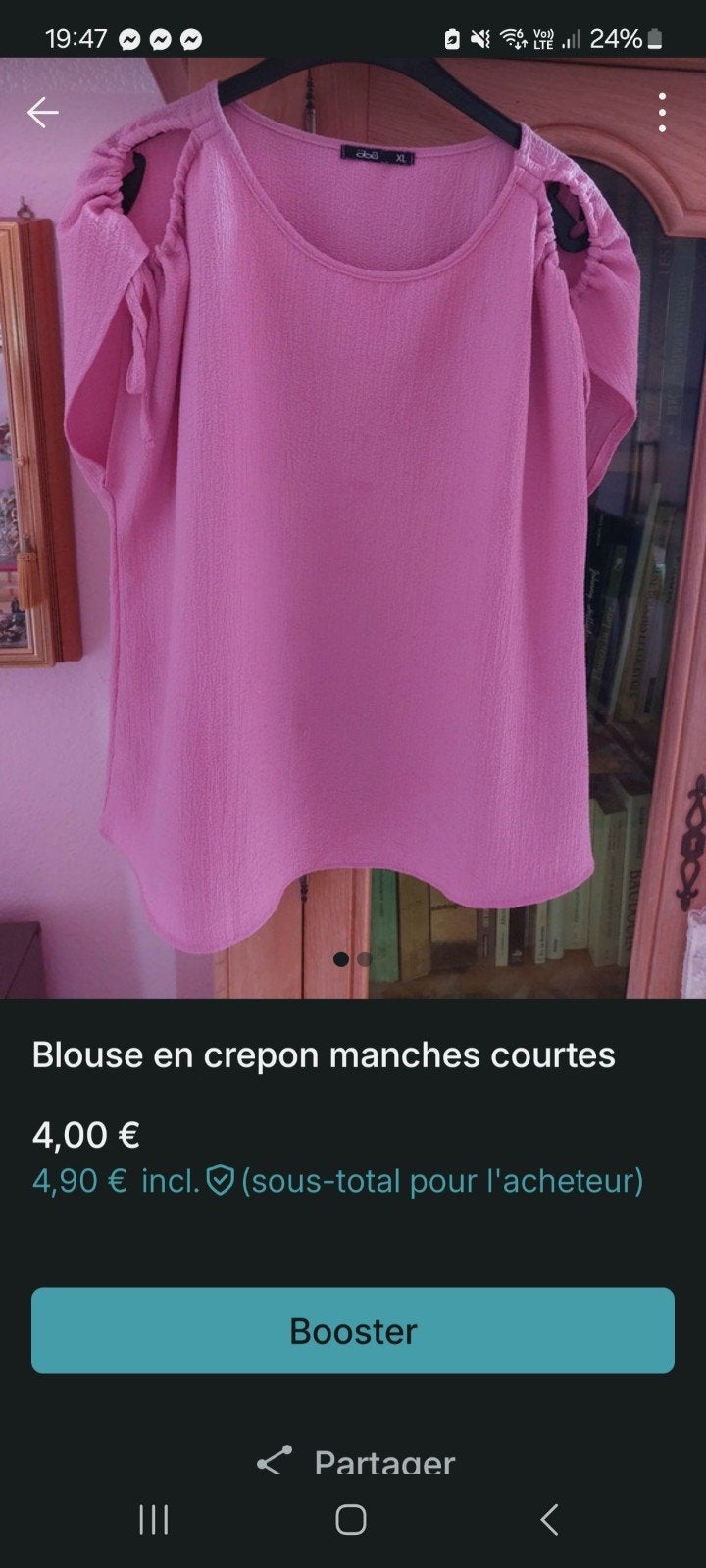 Blouse manche courte en crepon fuschia, Vêtements | Femmes, Packs de vêtements pour femmes, Enlèvement