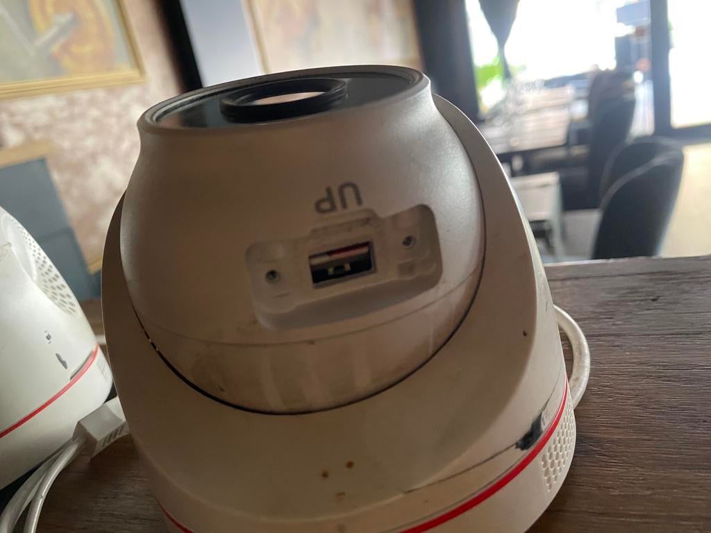 4 security cameras.Selling as a set, Ophalen of Verzenden, Zo goed als nieuw