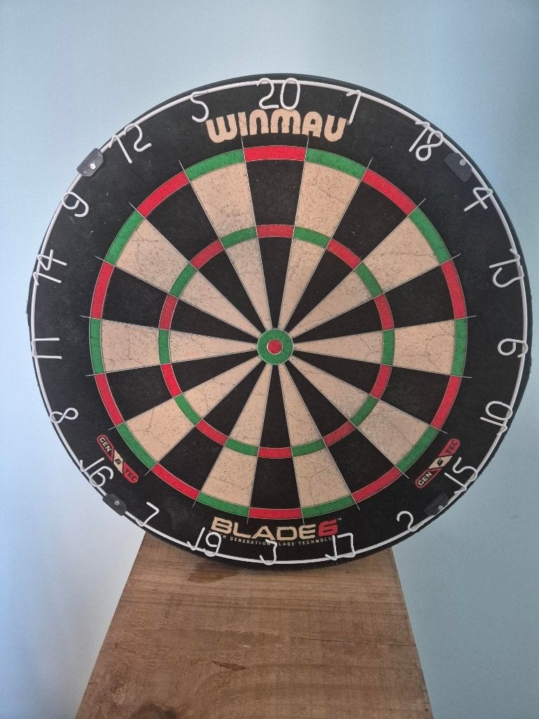 Winmau Blade 6 * Dartbord *, Ophalen of Verzenden, Gebruikt, Dartbord