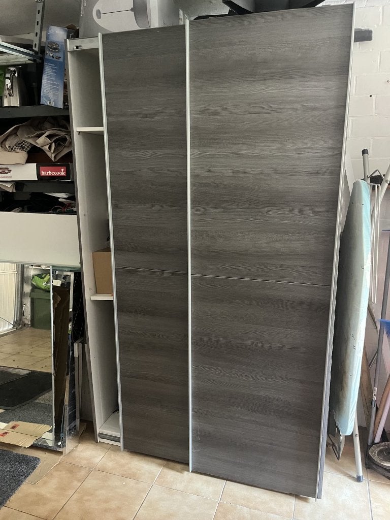 mooi kast - schuif deuren-  >moet snel weg<, Huis en Inrichting, Ophalen, 100 tot 150 cm, 200 cm of meer, Zo goed als nieuw