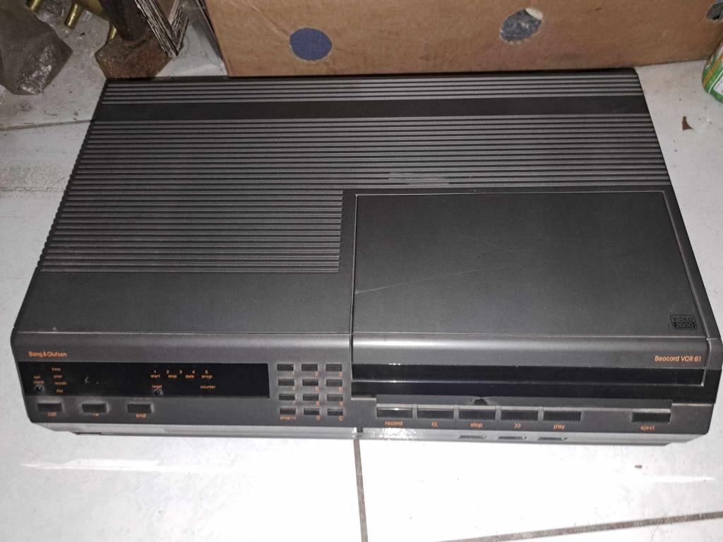 video bang olufsen, Enlèvement