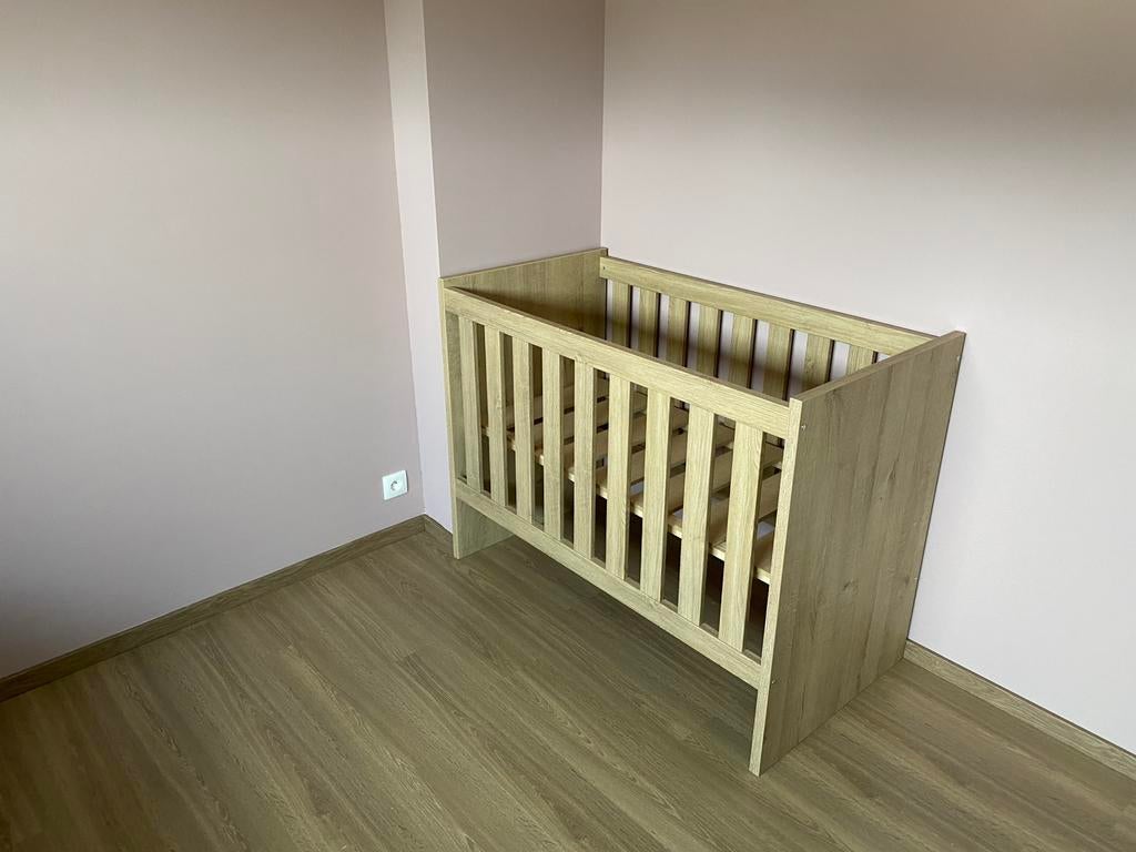 Lit évolutif Dreambaby (+ 2 sommiers et 2 matelas), Enlèvement, Comme neuf, Garçon ou Fille