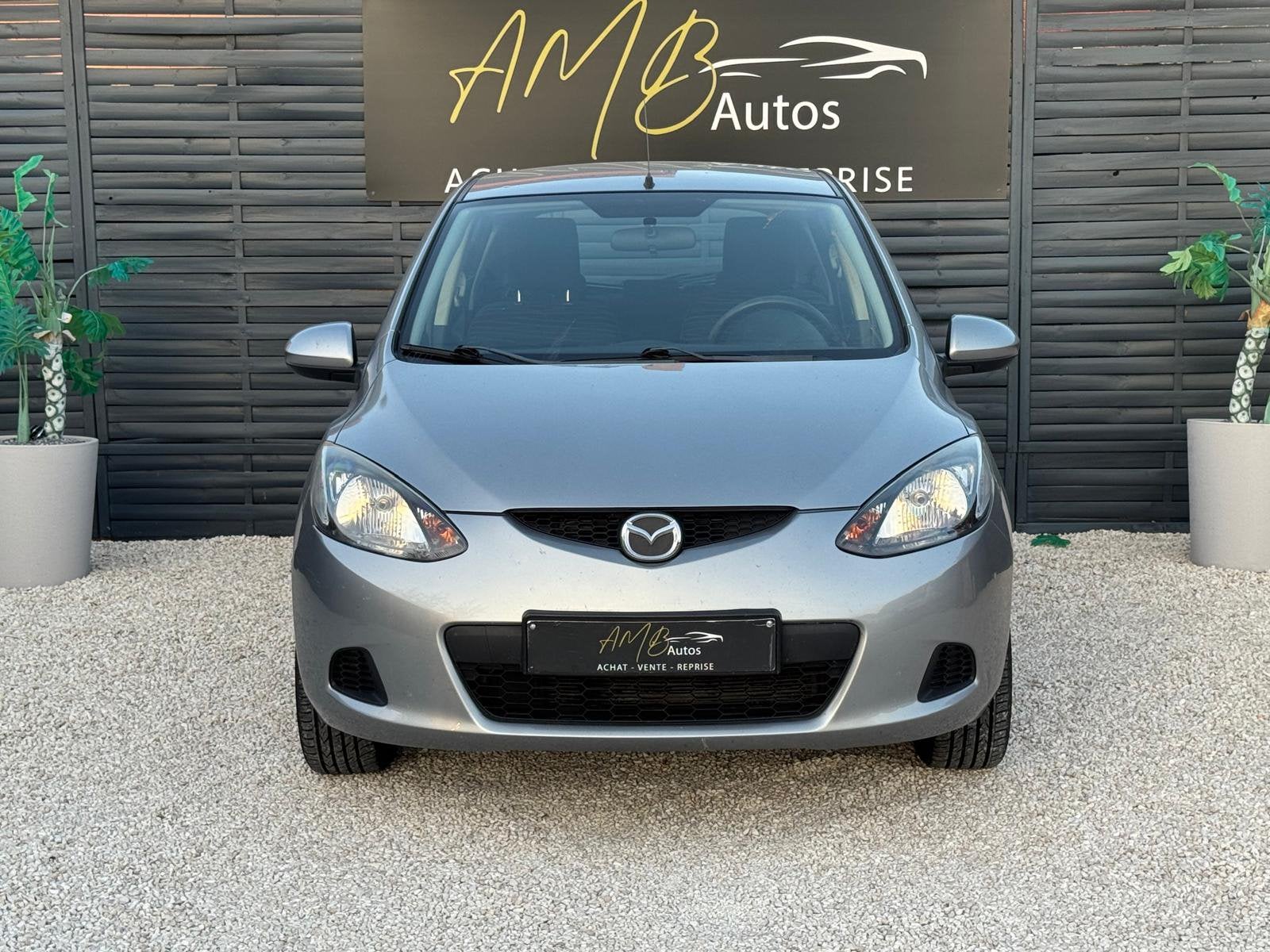 Mazda 2 1.4 Turbo CDVi */*CLIM+CARNET+VELGEN*/*, Stof, 50 kW, Zwart, 4 cilinders