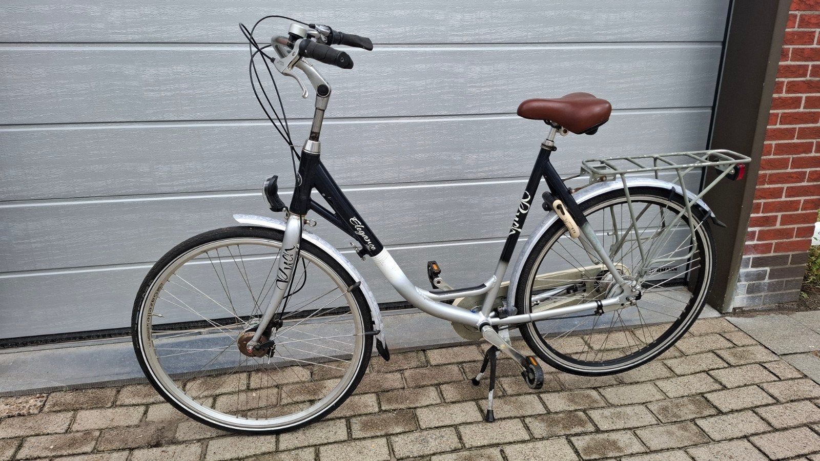 Zeer grote damesfiets lage ruime instap 7v maat 61 axa slot, Fietsen en Brommers, Versnellingen, 56 cm of meer, Zo goed als nieuw
