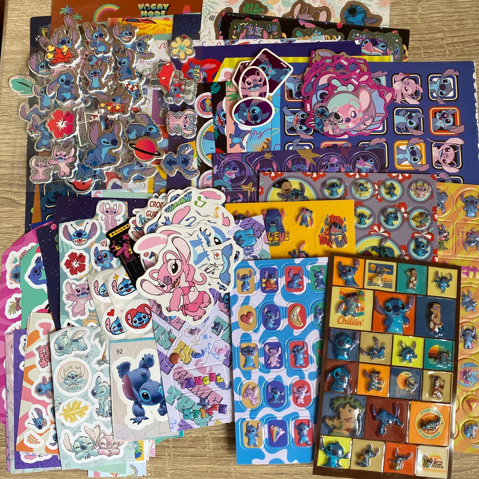 Disney Lilo en Stitch stickers, Ophalen of Verzenden, Zo goed als nieuw, Strip of Tekenfilm
