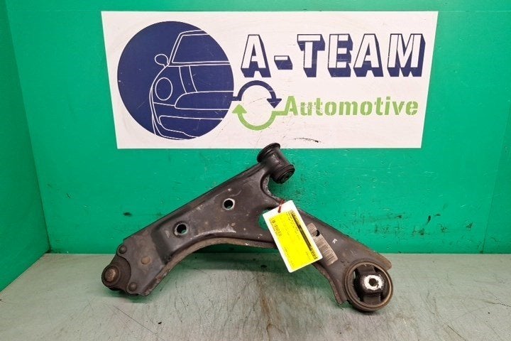 BRAS DE SUSPENSION AVANT DROIT (TRIANGLE) Punto Evo (199), Autos : Pièces & Accessoires, FCA Germany GmbH, IPC D1-09 Bahnhofsplatz
65423  Rüsselsheim am Main, DE