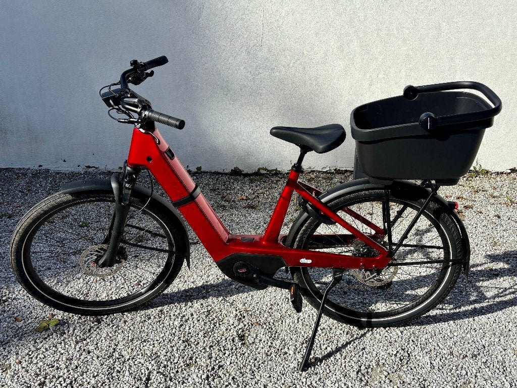 Trek Charter+ 4 R9 540 Wh Lowstep, Fietsen en Brommers, Zo goed als nieuw, 47 tot 51 cm, 50 km per accu of meer, Ophalen