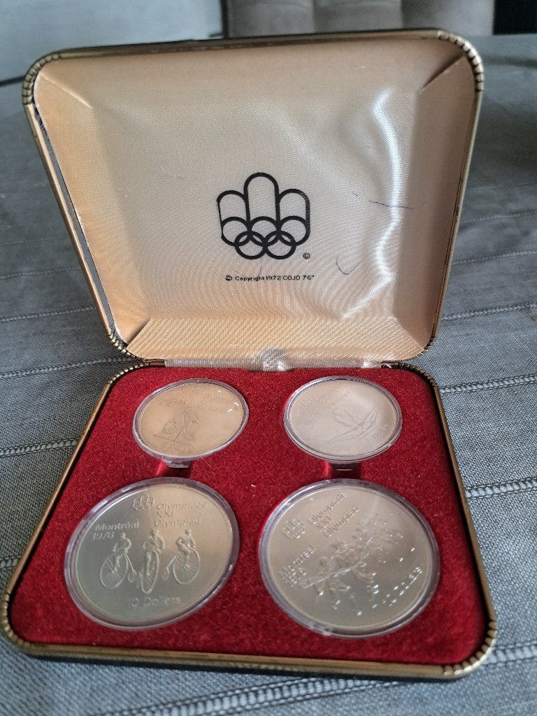 OLYMPIADE   MONTREAL, Ophalen, Zo goed als nieuw