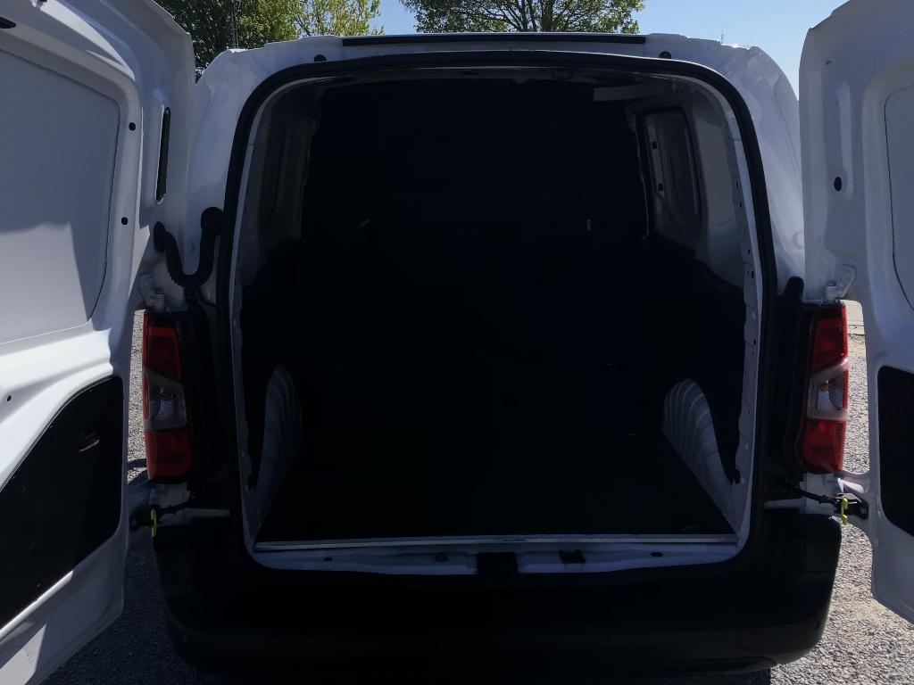 peugeot partner 100pk 2023 36000km 3plaatsen 13950e ex, Stof, 4 cilinders, Wit, Bedrijf