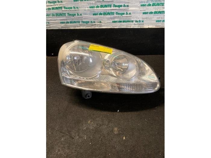 Koplamp rechts van een Volkswagen Golf, Gebruikt, -, Volkswagen, -