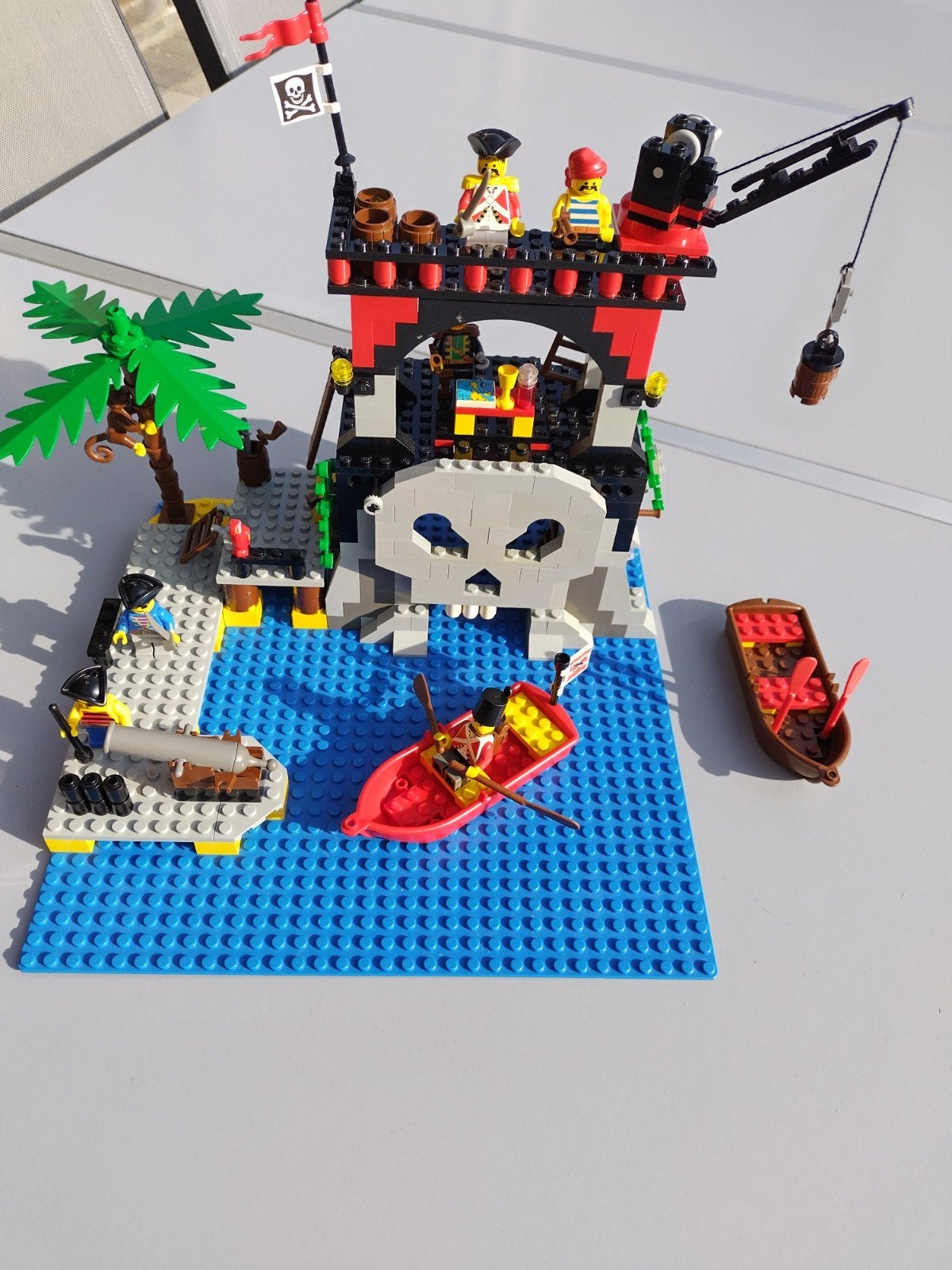 Lego 6279 skull island, Kinderen en Baby's, Ophalen, Lego, Zo goed als nieuw, Inclusief instructies