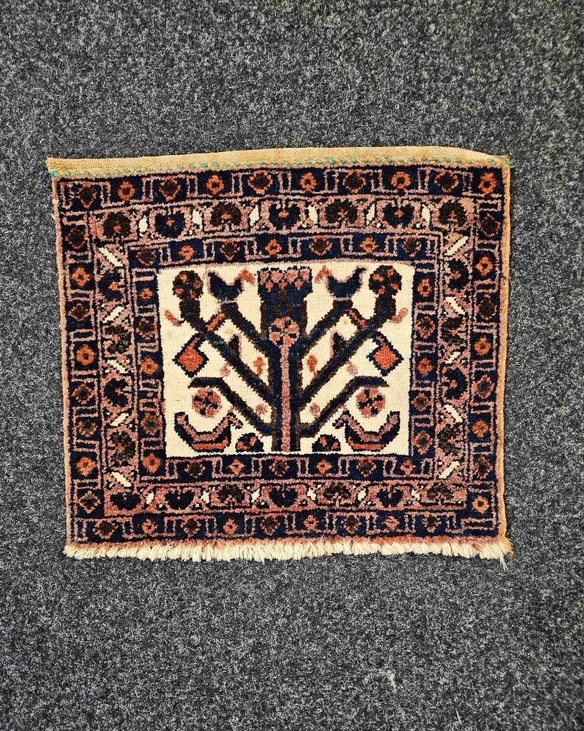 Mini tapijtje 46/40 cm, Ophalen of Verzenden, Gebruikt, Textiel, Overige stijlen