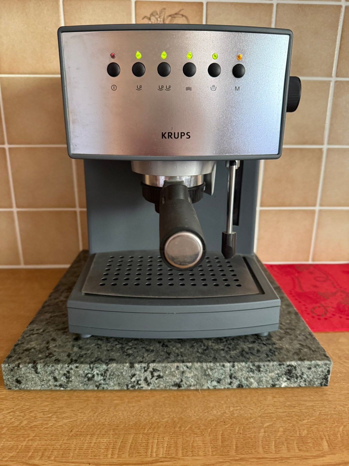 Espresso authentique programma Krups NOVO 4100parfait état !, Electroménager, Café moulu, Machine à espresso, Réservoir d'eau amovible