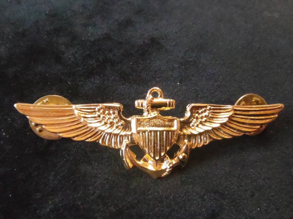 USA badge # 37, Collections, Envoi