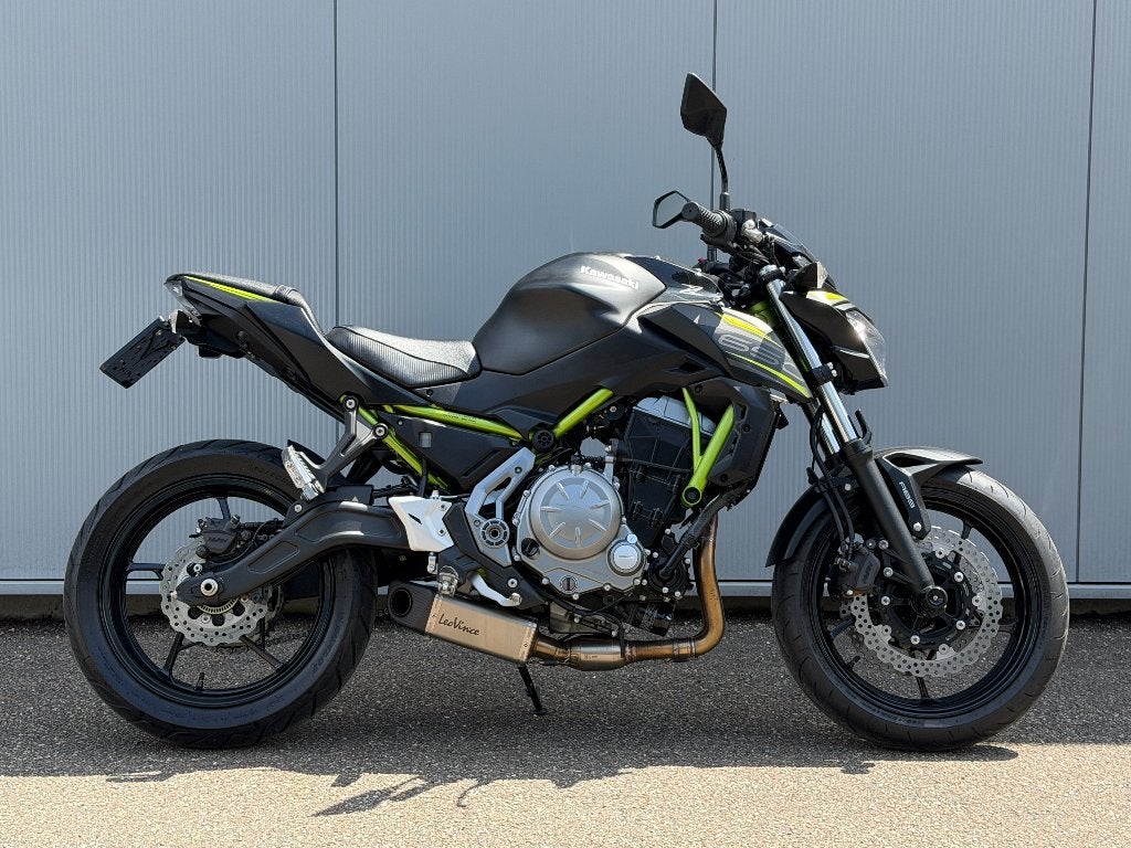 Kawasaki Z650 / ABS / Echappement LeoVince /11700 kilomètres, Motos, Motos | Kawasaki, Entreprise, Naked bike, plus de 35 kW, 2 cylindres