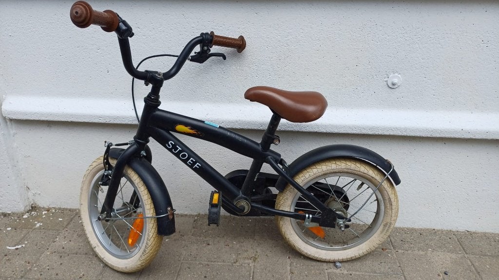 Kinderfiets SJOEF 14 inch  - Mat Zwart, Fietsen en Brommers, Fietsen | Jongens, Ophalen, Terugtraprem, Gebruikt, 14 inch of minder