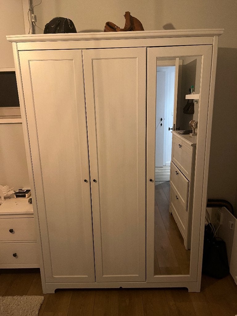 GERESERVEERD Handige Ikea Hemnes kledingkast, 150 à 200 cm, Utilisé, Avec porte(s), Pin