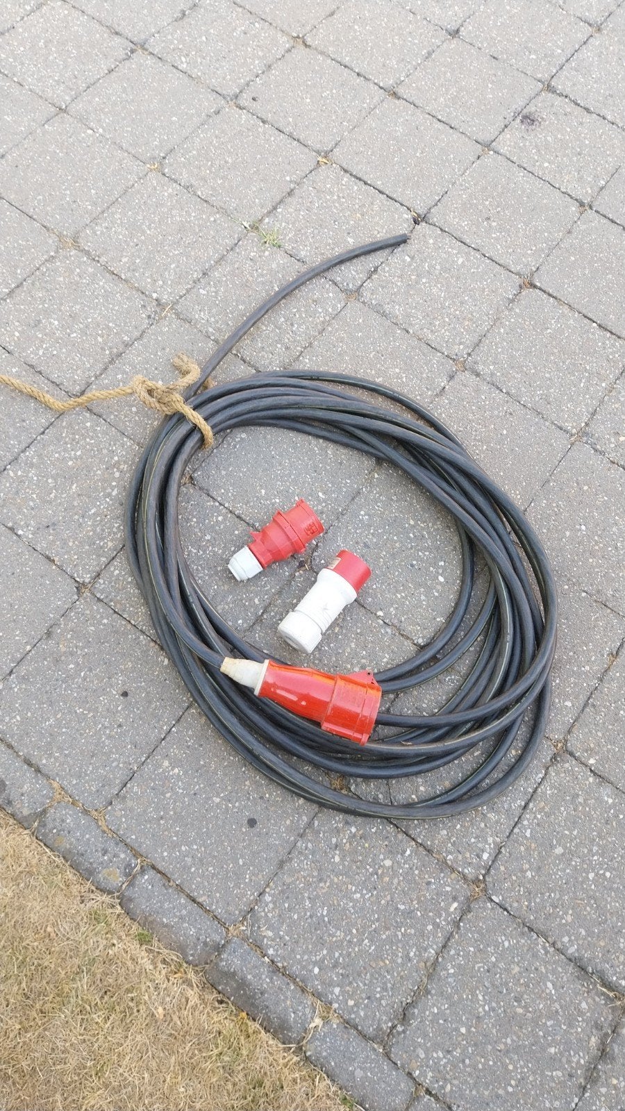 380v kabel, Ophalen