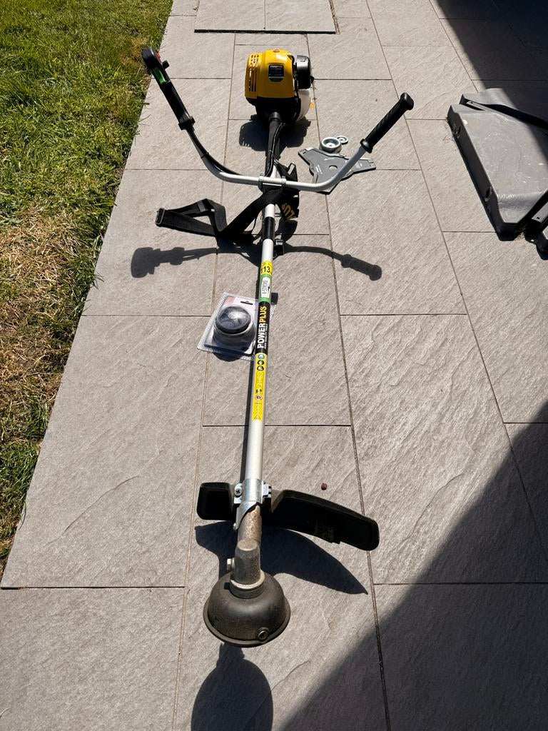 Bosmaaier 4 takt, Tuin en Terras, Ophalen, Zo goed als nieuw, Benzine