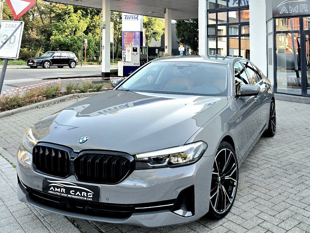 518DA 2.0 Exclusive BMW Color-Camera-Ambiance-Leder-Virtual, Argent ou Gris, Entreprise, Garantie prolongée, Entretenue par le concessionnaire