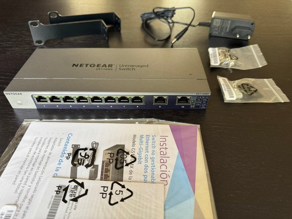 Network Switch Netgear GS110MX 10-ports 1GbE + 2-ports 10GbE, Ophalen of Verzenden, Nieuw