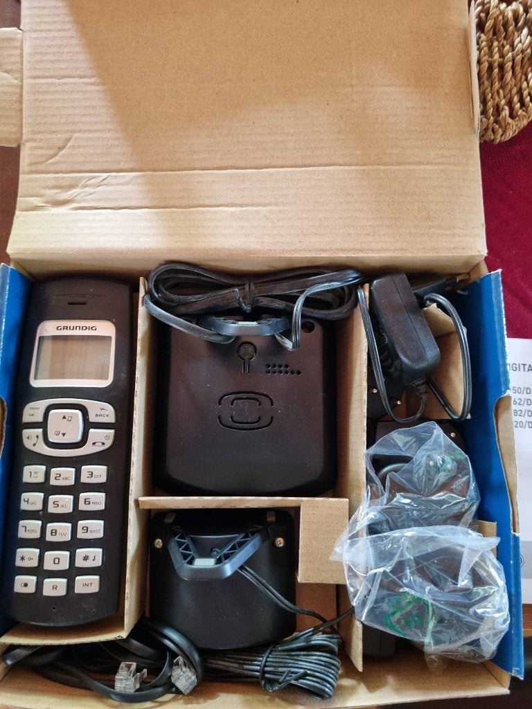 Grundig D220 draadloze telefoonset, Enlèvement, Comme neuf, 2 combinés