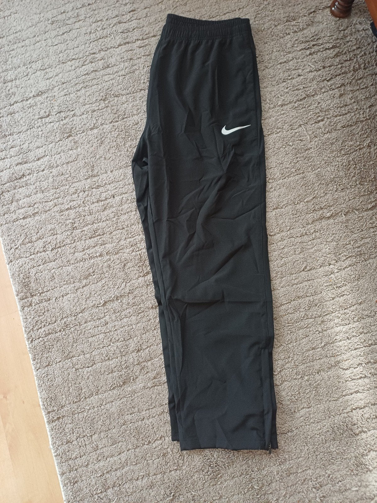 Nike Trainingsbroek Zwart – Nieuw met kaartje, Neuf, Taille 56/58 (XL), Nike, Enlèvement