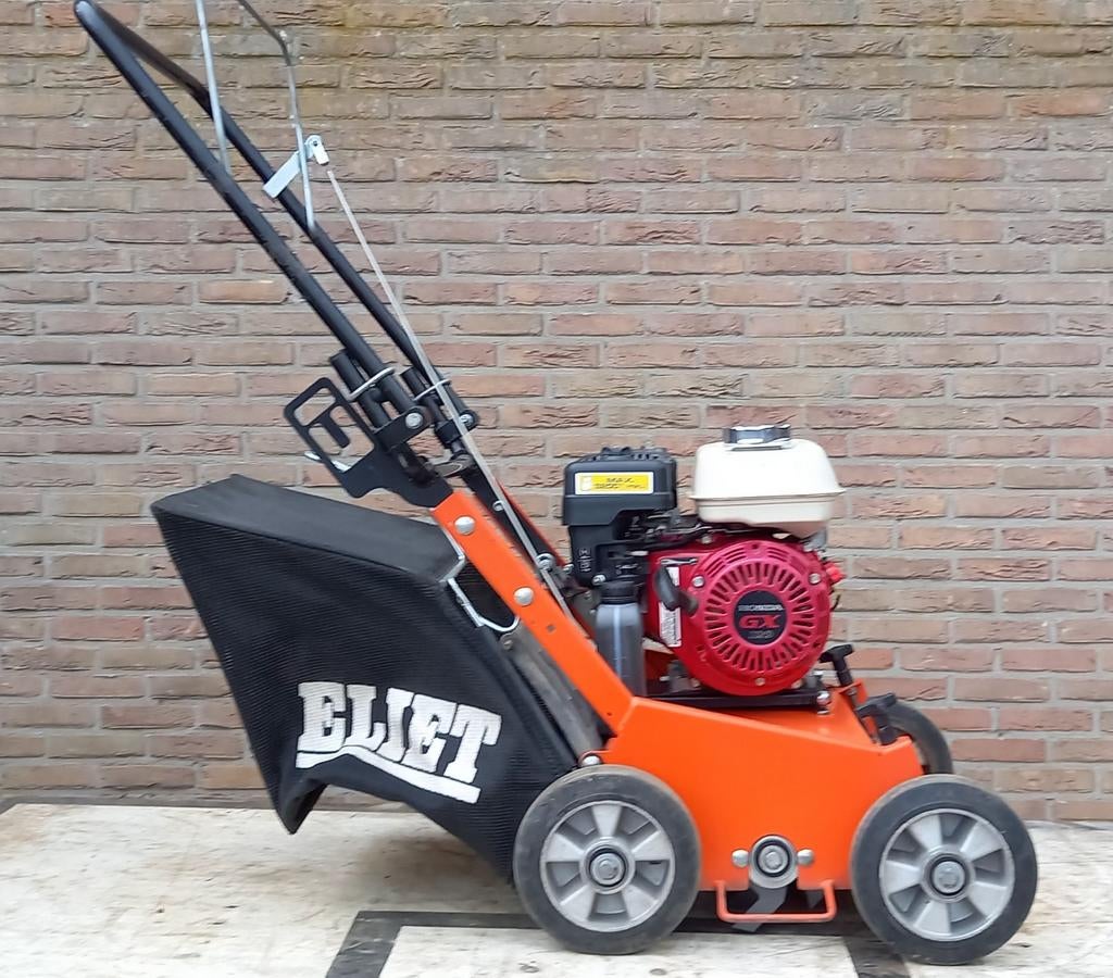Eliet E401 Verticuteerder, Ophalen, Gebruikt, Benzine