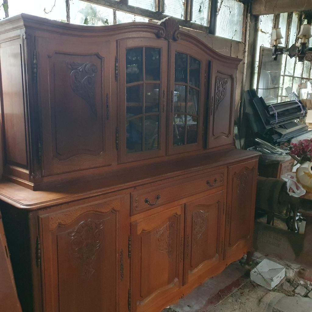 Louis-xv vitrinekast GRATIS, Huis en Inrichting, Kasten | Vitrinekasten, Ophalen