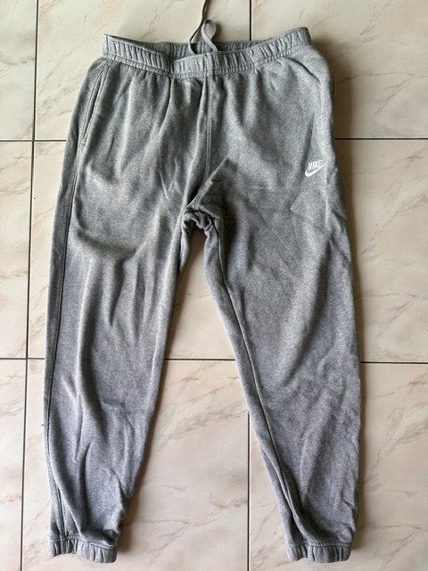 Trainingsbroek Nike XXL (y0091), Kleding | Heren, Sportkleding, Nike, Maat 56/58 (XL), Ophalen of Verzenden, Grijs