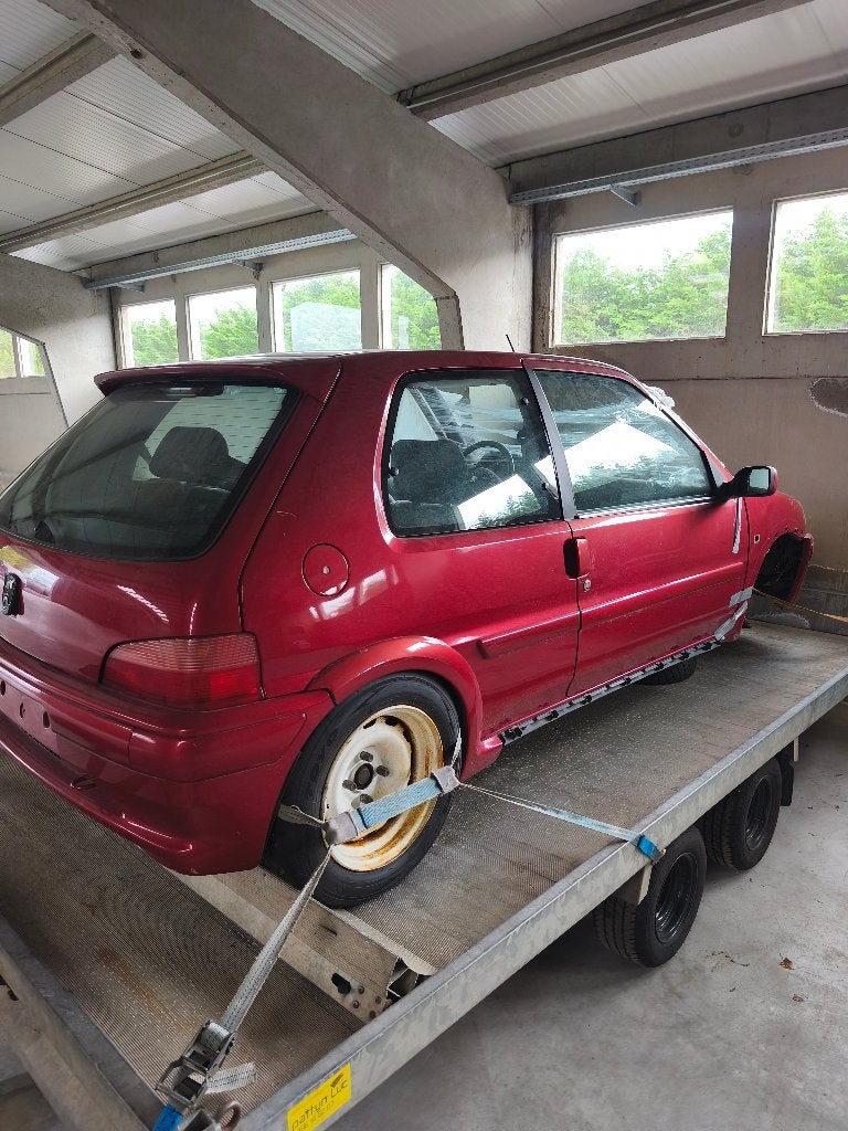 Peugeot 106 GTI 16V schadewagen!, Enlèvement, Avant, Peugeot, Porte