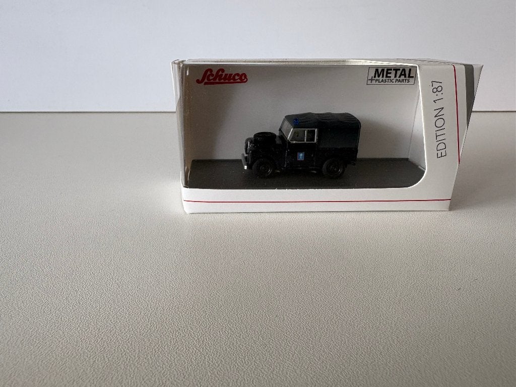 LAND ROVER DE LA GENDARMERIE BELGE - 1:87, Envoi, Neuf, Voiture, Schuco