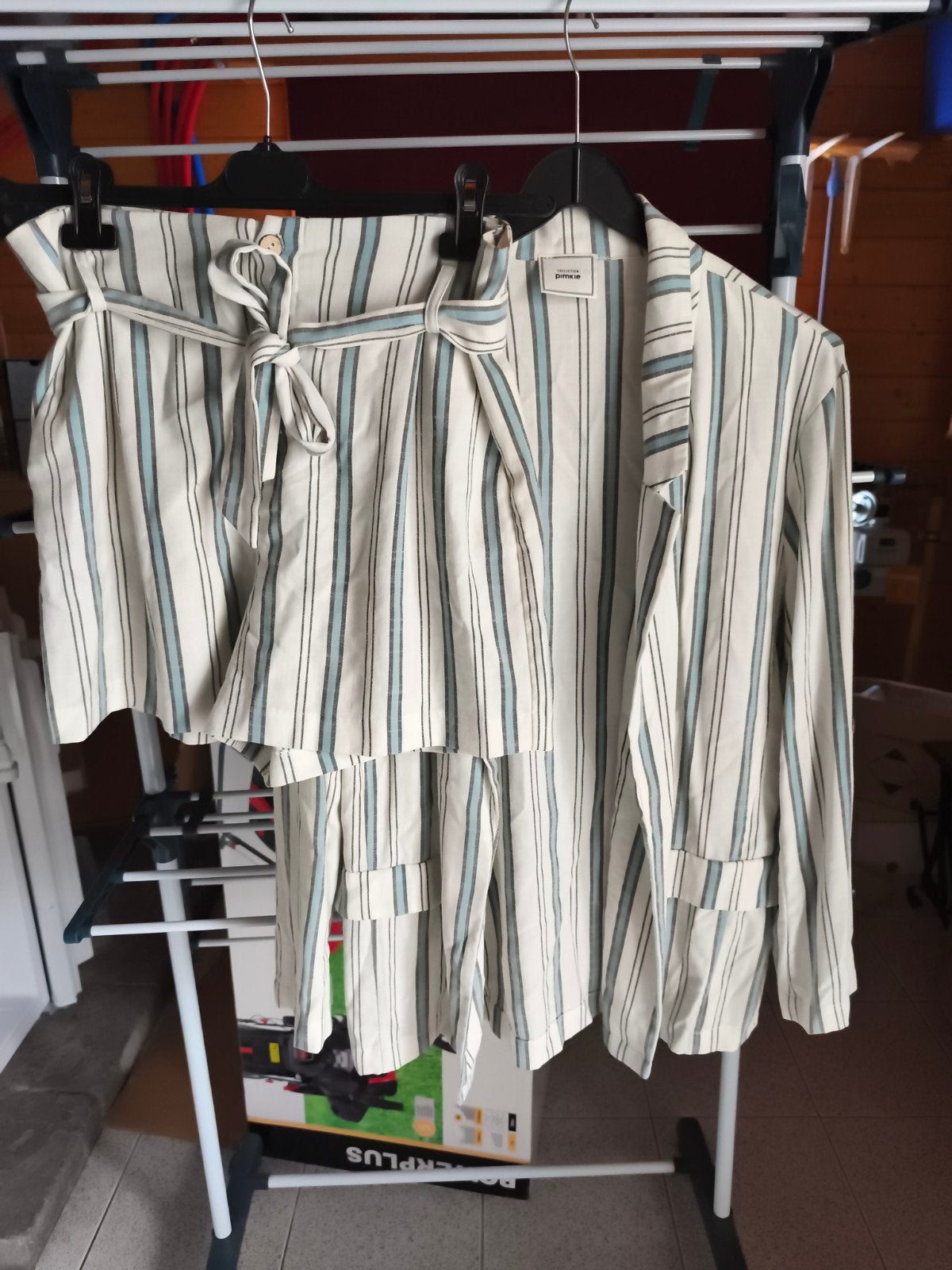 short met bij passen de vest, Pimkie, Ophalen, Gedragen, Maat 36 (S)