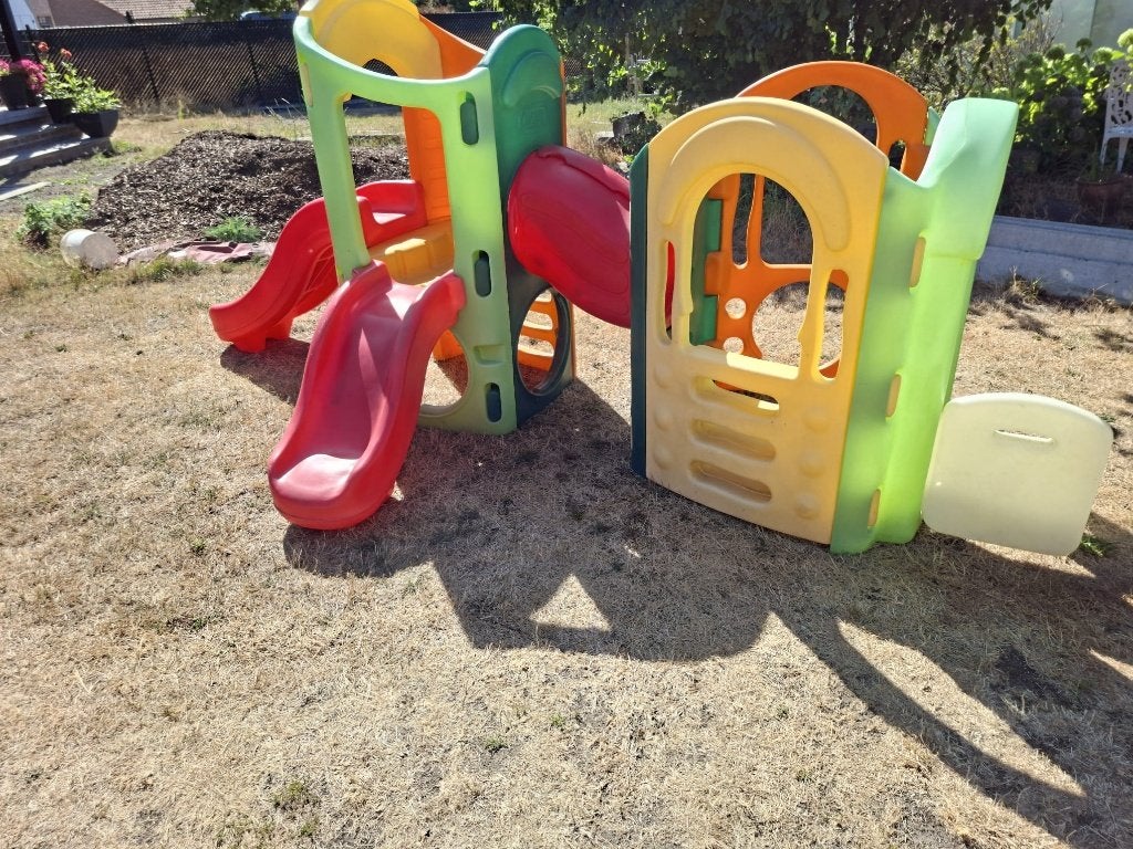 Little Tikes Speeltuin 8-in-1 Speelhuis, Enlèvement, Utilisé, Synthétique
