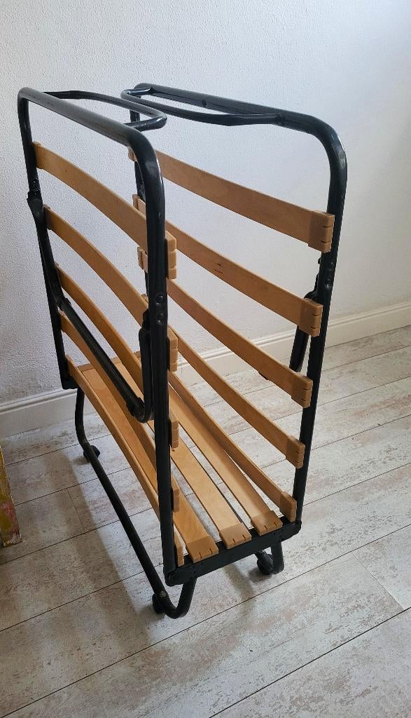 Vouwbed 190cm x 80 cm, zonder matras., Huis en Inrichting, Ophalen, Gebruikt, Eenpersoons, 190 cm of minder